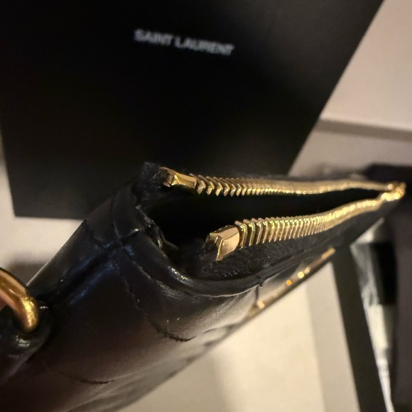 Saint Laurent Monogramme Matelassé tablet pouch - Picture 12 of 17